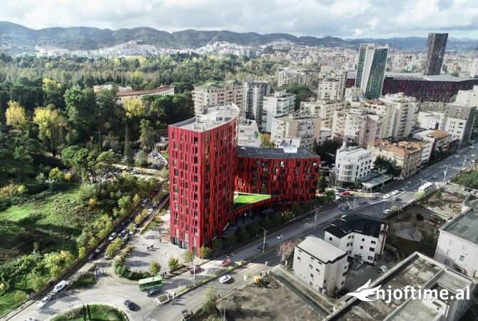 Shtepi ne shitje Apartament ne Tirane, 2+1, Mobilimi Bosh, pa mobiluar, Pagesa 500,000  Euro.