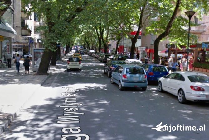 Qera Ambjent te Myslym Shyri