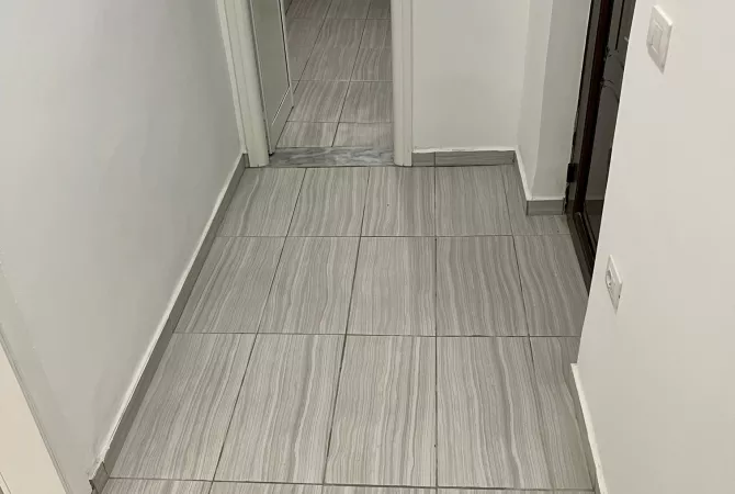 Business Property for Rent 3+1 in Tirana - 350 Euro