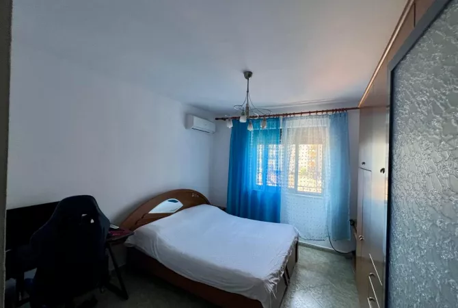 Shtepi ne shitje Apartament ne Tirane, 1+1, Mobilimi Bosh, pa mobiluar, Pagesa 107,000  Euro.