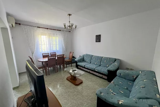 Shtepi ne shitje Apartament ne Tirane, 1+1, Mobilimi Bosh, pa mobiluar, Pagesa 103,000  Euro.