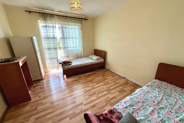 Shtepi ne shitje Apartament ne Tirane, 2+1, Mobilimi E mobiluar, Pagesa 118,000  Euro.