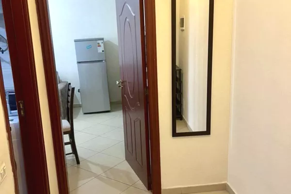 Shtepi ne shitje Apartament ne Tirane, 1+1, Mobilimi E mobiluar, Pagesa 95,000  Euro.