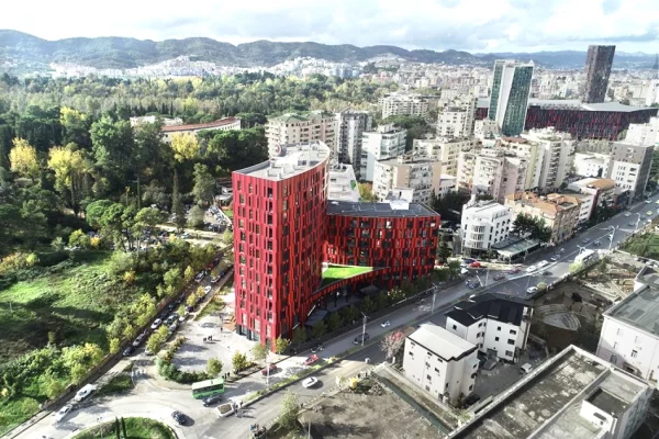 Shtepi ne shitje Apartament ne Tirane, 2+1, Mobilimi Bosh, pa mobiluar, Pagesa 515,000  Euro.