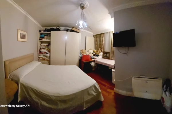 Shtepi ne shitje Penthose(kati i fundit panoramik) ne Tirane, 3+1, Mobilimi E mobiluar, Pagesa 598,000  Euro.