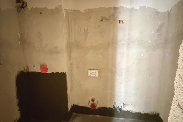 Shtepi ne shitje Apartament ne Tirane, 2+1, Mobilimi Bosh, pa mobiluar, Pagesa 133,000  Euro.