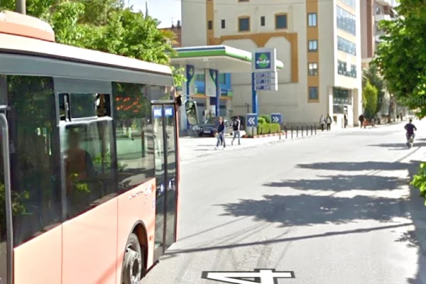 Appartamento in vendita a Tirana 2+1, Arredato