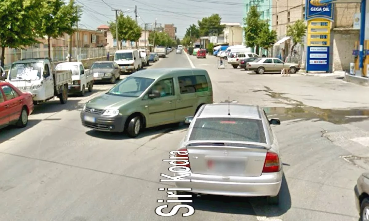 Shitet Dyqan te Rr, Siri Kodra