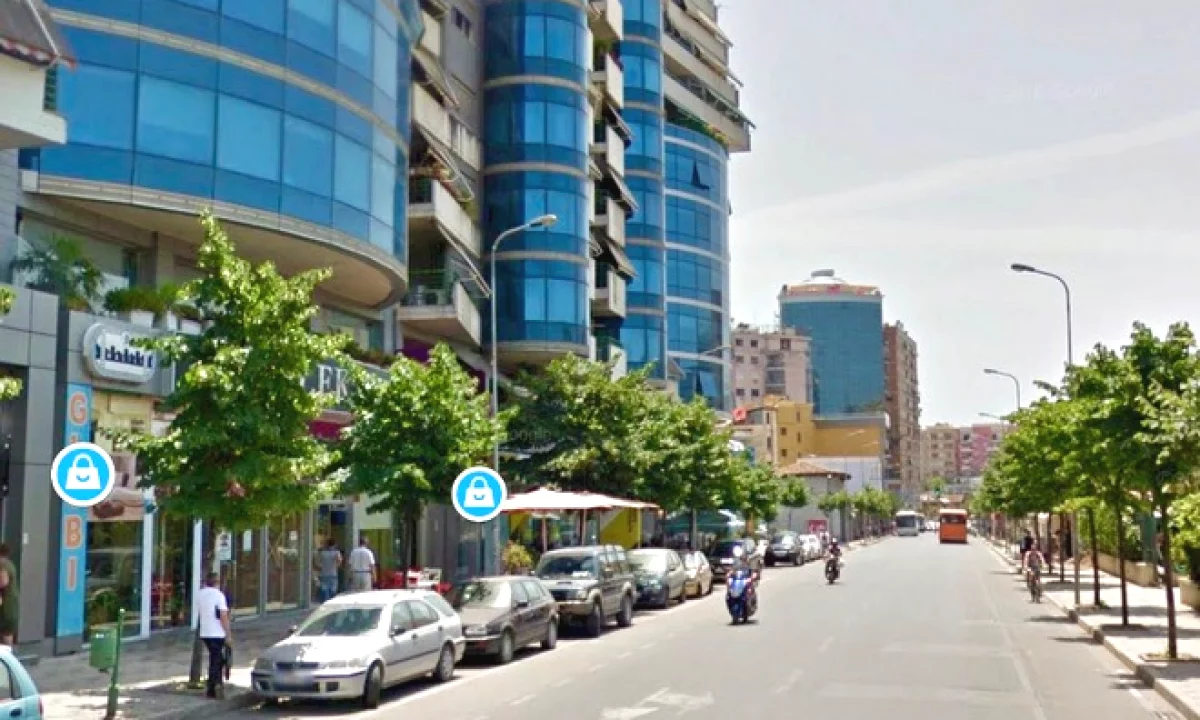 Shitet Dyqan te Rr, Dibres