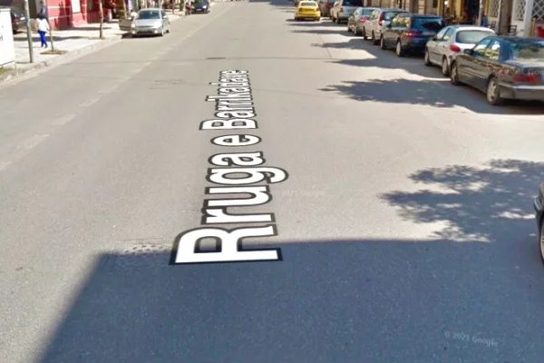 Shitet Dyqan te Rr, Barrikadave