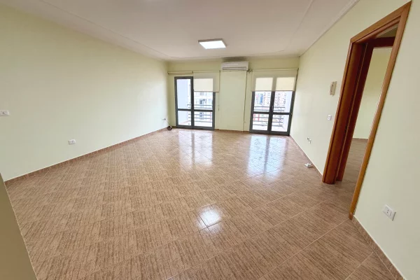 Qera Ambjent te Zogu i Zi