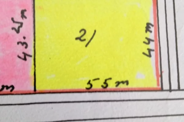 Truall ose Toke ne Tirane - 260,000 Euro