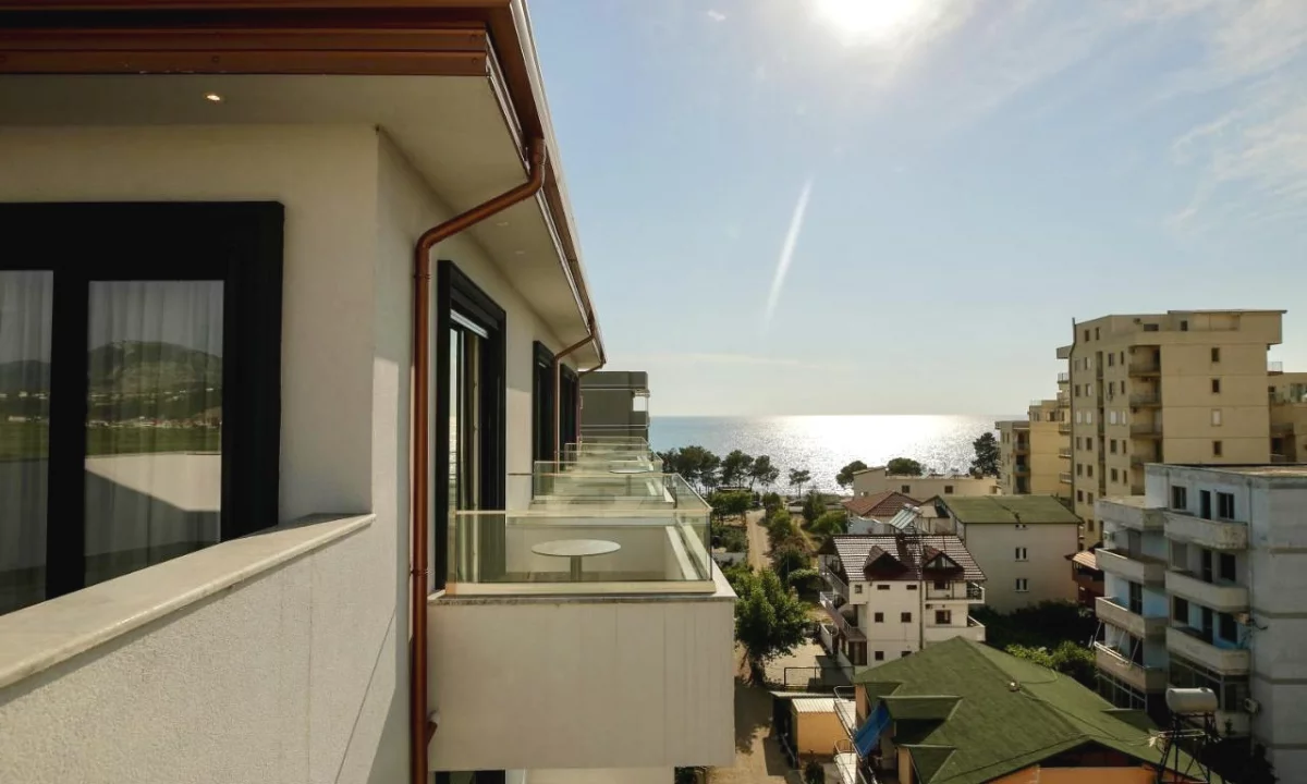 Shtepi ne shitje Apartament ne Lezhe, 1+1, Mobilimi E mobiluar, Pagesa 66,000  Euro.