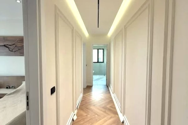 Shtepi ne shitje Apartament ne Tirane, 2+1, Mobilimi E mobiluar, Pagesa 250,000  Euro.