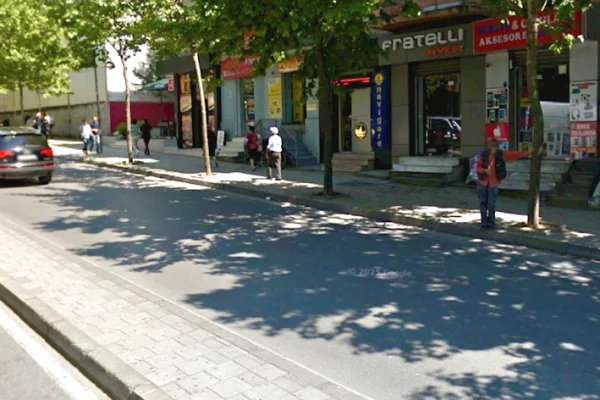 Ambient biznesi ne shitje 1+1 ne Tirane - 320,000 Euro