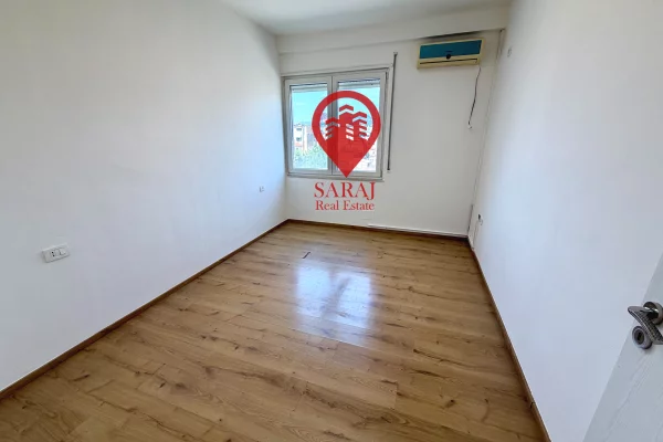 Shtepi ne shitje Apartament ne Tirane, 2+1, Mobilimi Bosh, pa mobiluar, Pagesa 290,000  Euro.