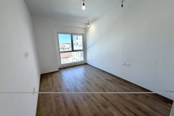 Shtepi ne shitje Apartament ne Tirane, 2+1, Mobilimi E mobiluar, Pagesa 200,000  Euro.