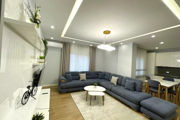 Shtepi me qera Apartament ne Tirane, 2+1, Mobilimi E mobiluar, Pagesa 97,000  Leke.