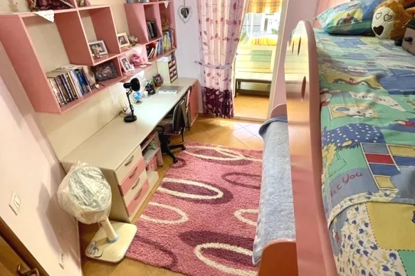 Shtepi me qera Apartament ne Tirane, 2+1, Mobilimi E mobiluar, Pagesa 60,000  Leke.
