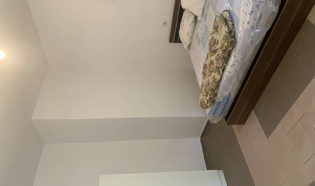 Shtepi me qera Shtepi Private ne Tirane, 2+1, Mobilimi Pjeserisht e mobiluar, Pagesa 30,000  Leke.