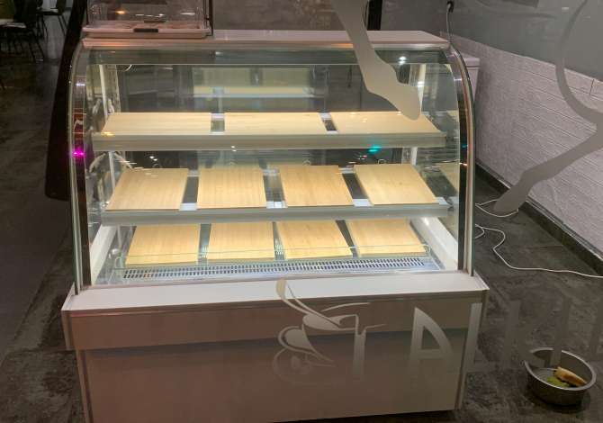 Pajisje biznesi ne shitje ne Tirane - 58,000 Leke