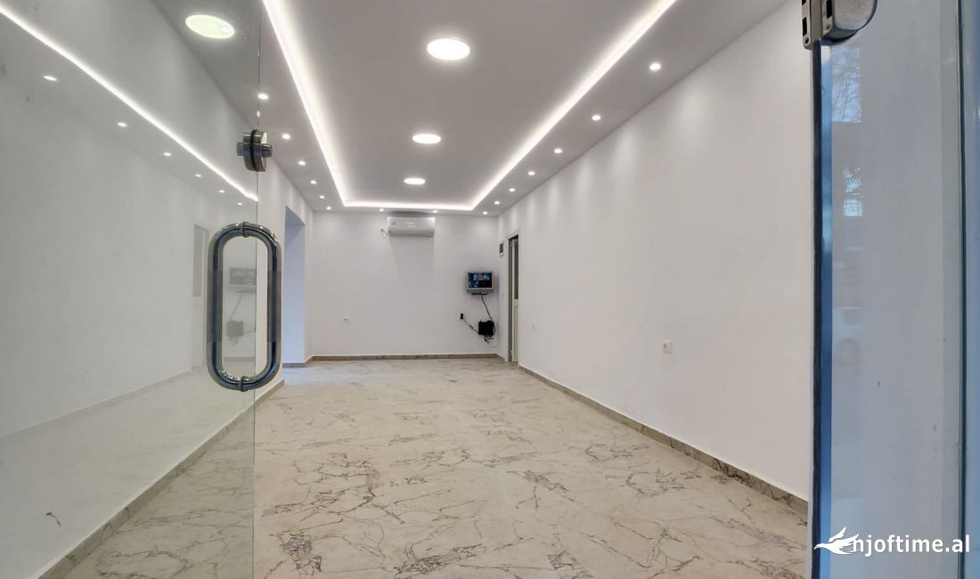 ⚡Ambient Biznesi per Shitje ose Qira - Rr. e Kavajes -67 m2📍