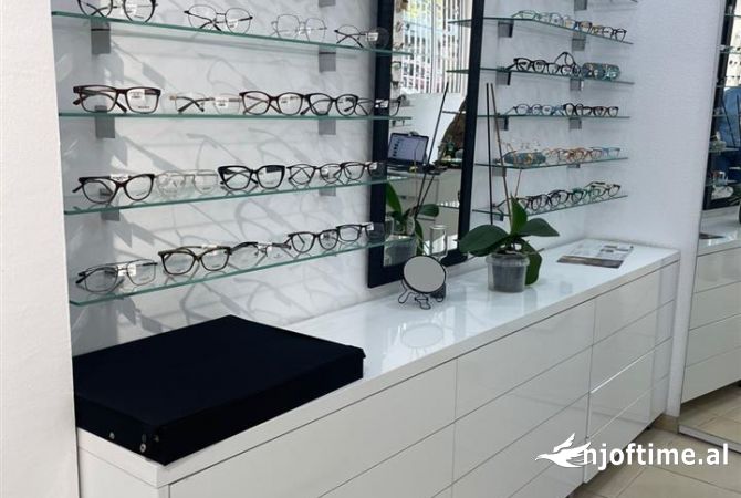 Business Property in Sale 1+1 in Tirana - 18,000 Euro