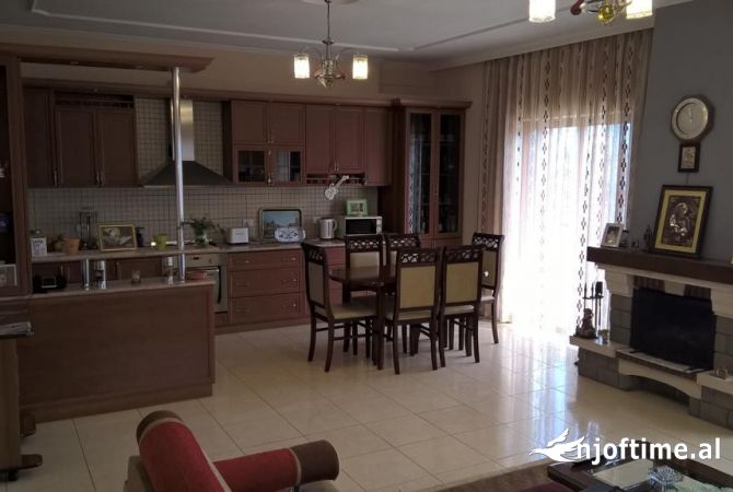 ⚡SHTËPI 2 KATËSHE PËR SHITJE - Laprake 📍505.1 m² tokë