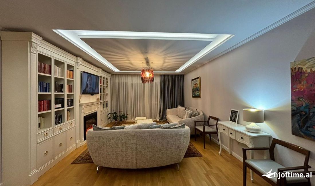 Shtepi ne shitje Apartament ne Tirane, 3+1, Mobilimi E mobiluar, Pagesa 360,000  Euro.