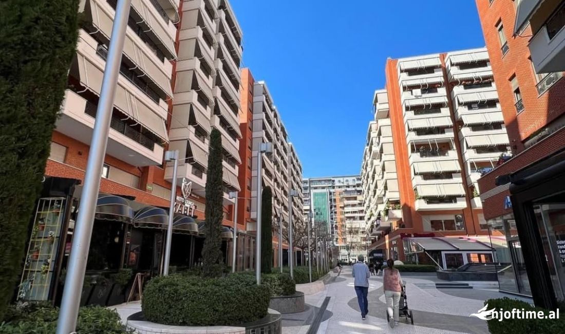 ⚡Shitet Dyqan(Ambient Biznesi) 100m2 -tek Kompleksi  Delijorgji-*/