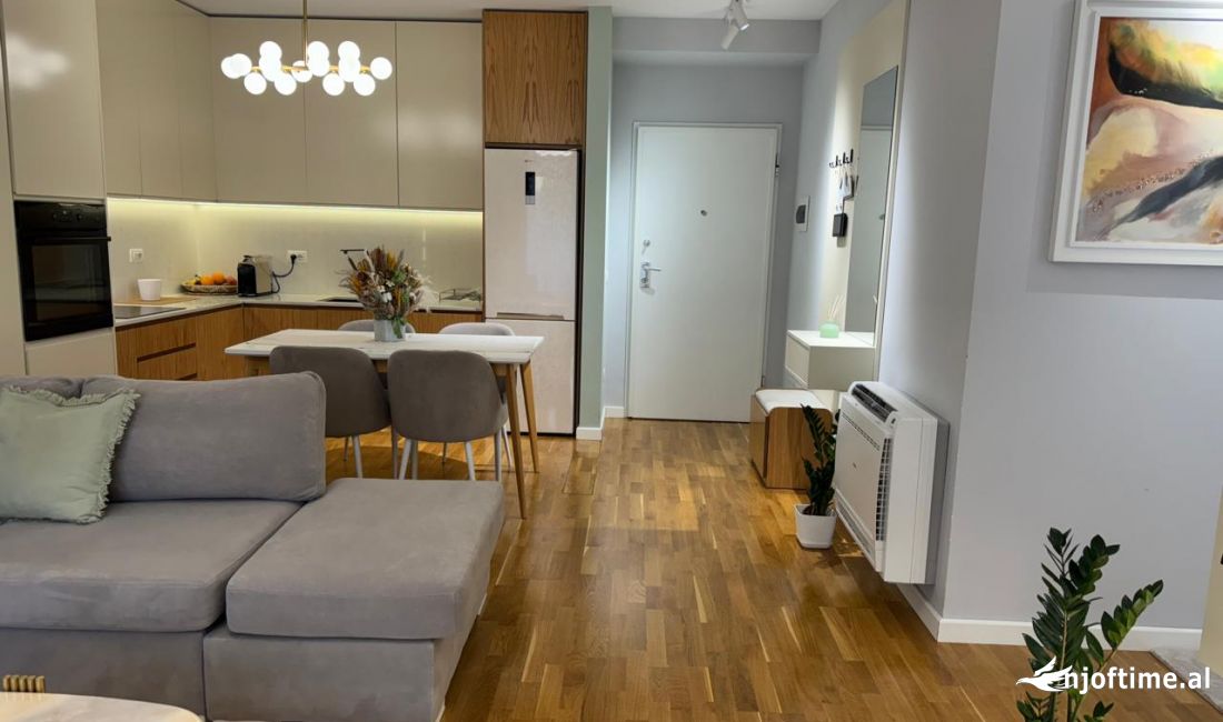 Shtepi me qera Apartament ne Tirane, 1+1, Mobilimi E mobiluar, Pagesa 950  Euro.