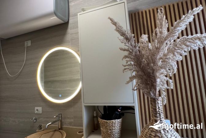 Shtepi me qera Apartament ne Tirane, 1+1, Mobilimi E mobiluar, Pagesa 950  Euro.