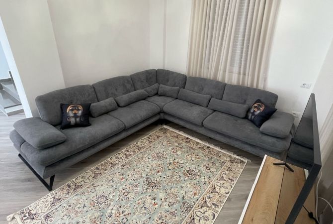 Shtepi me qera Apartament ne Tirane, 4+1, Mobilimi E mobiluar, Pagesa 2,000  Euro.