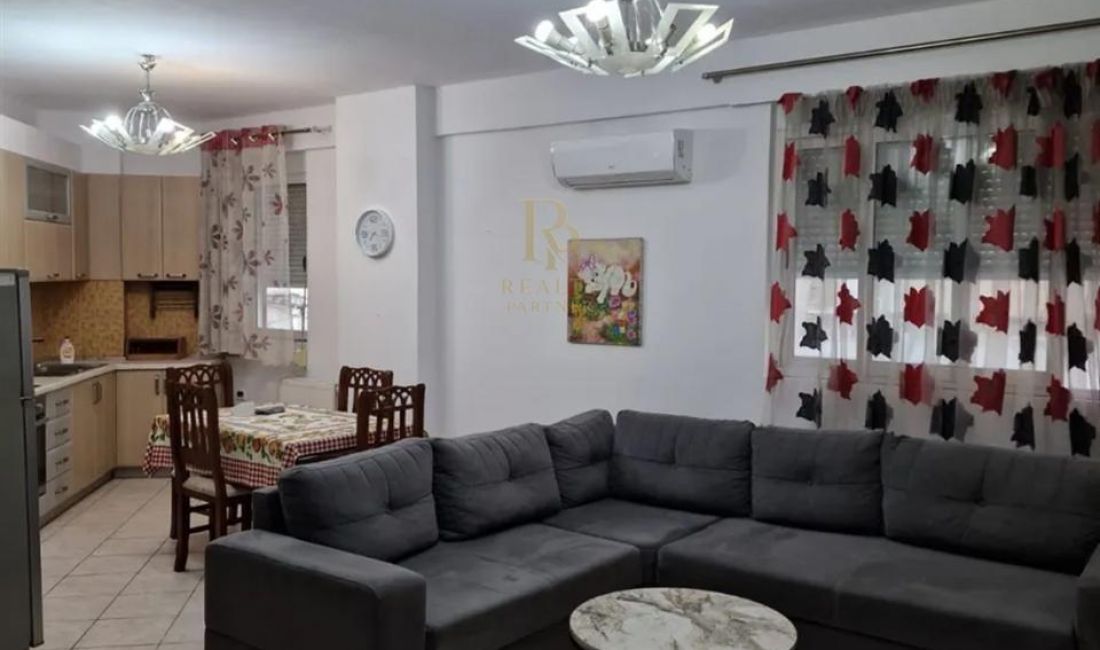 🔑Jepet me Qira – Ambient Zyre Bllok (120 m2)