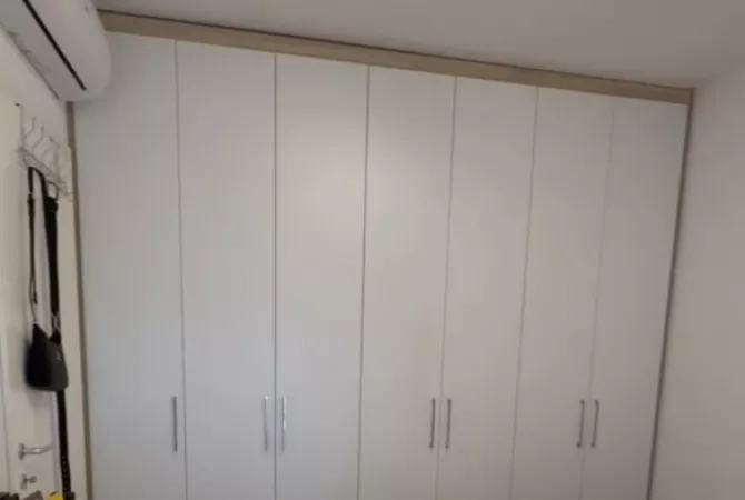 Shtepi ne shitje Apartament ne Tirane, 1+1, Mobilimi E mobiluar, Pagesa 83,000  Euro.