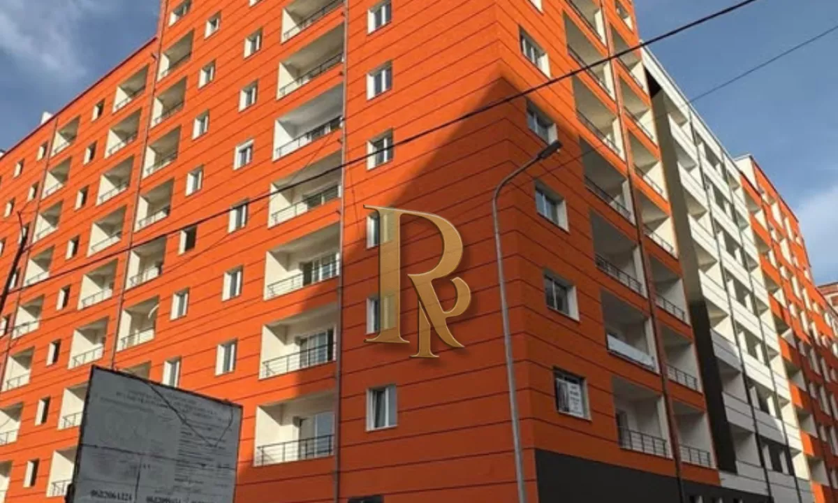 Shtepi ne shitje Apartament ne Tirane, 2+1, Mobilimi Bosh, pa mobiluar, Pagesa 147,800  Euro.