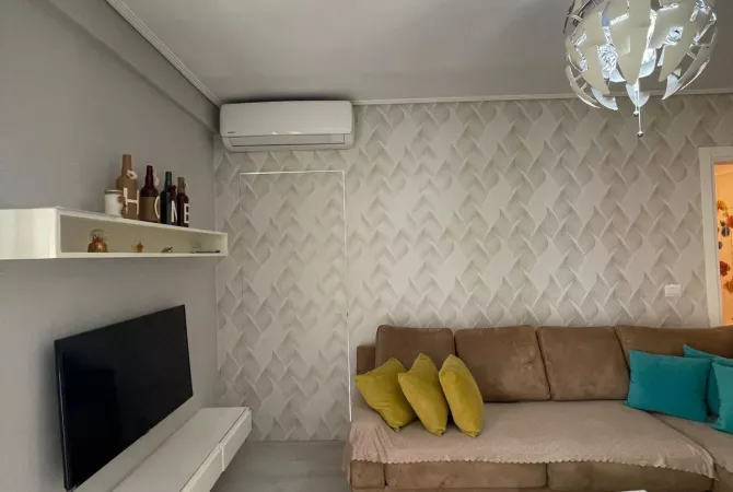 Shtepi ne shitje 2+1 ne Tirane - 160,000 Euro