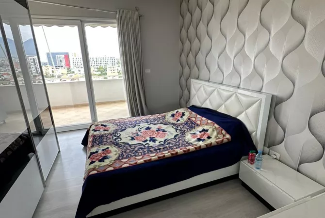 Shtepi ne shitje Apartament ne Tirane, 2+1, Mobilimi E mobiluar, Pagesa 160,000  Euro.