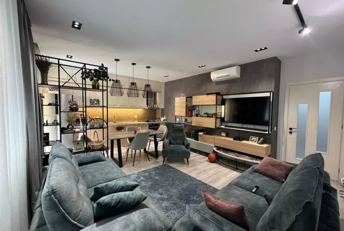 Shtepi ne shitje 2+1 ne Tirane - 255,000 Euro