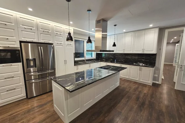 Shtepi me qera Vila Luksoze ne Tirane, 6+1, Mobilimi Pjeserisht e mobiluar, Pagesa 5,000  Euro.