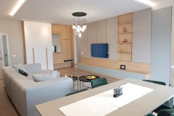 Shtepi me qera Apartament ne Tirane, 3+1, Mobilimi E mobiluar, Pagesa 1,500  Euro.