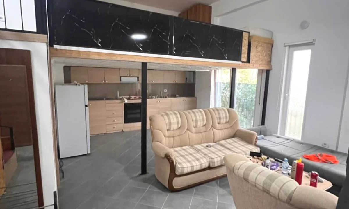 Shtepi ne shitje Apartament ne Tirane, 1+1, Mobilimi E mobiluar, Pagesa 140,000  Euro.