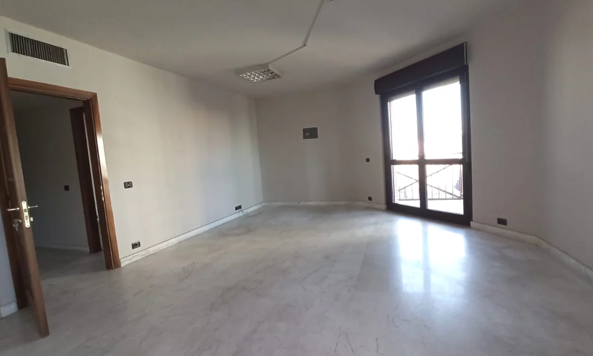 Zyre me Qira – Qender