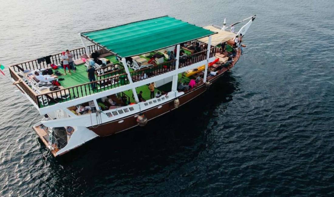 Udhetim me anije turistike ne Vlore dhe ne Sazan