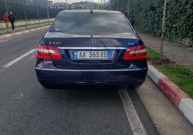Auto in Vendita a Tirana - 8,400 Euro