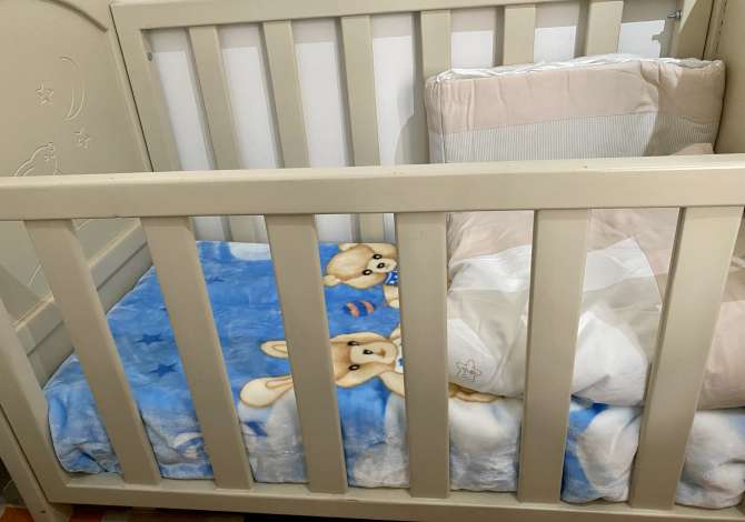 Veshje dhe Aksesor per Femije ne Tirane - 13,000 Leke