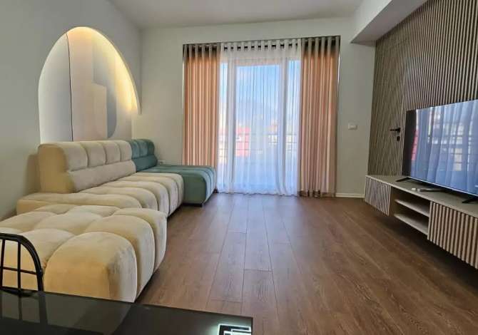 Shtepi ne shitje Apartament ne Tirane, 2+1, Mobilimi E mobiluar, Pagesa 275,000  Euro.