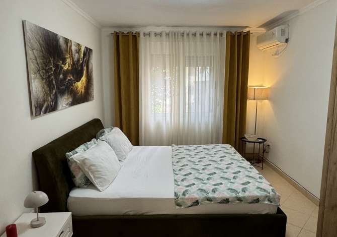 Shtepi me qera Apartament ne Tirane, 1+1, Mobilimi E mobiluar, Pagesa 575  Euro.