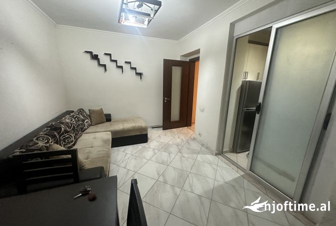 Business Property for Rent 3+1 in Tirana - 500 Euro