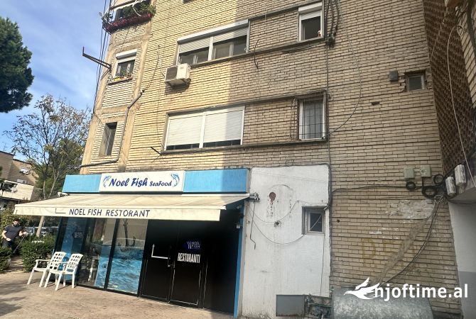Ambiente Commerciale in Affitto 3+1 a Tirana - 400 Euro
